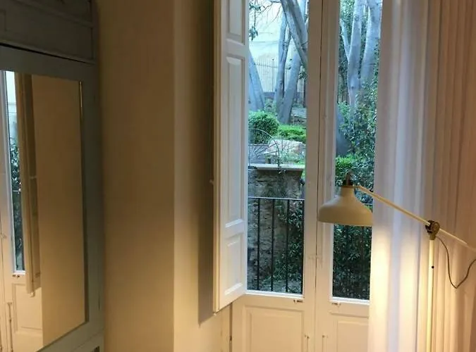 Palazzo Taranto Luxury Bed & Breakfast 4*